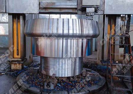 鋁件的液體溫度怎樣控制？大型鑄造廠來(lái)為您解析