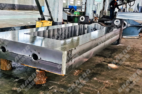 大型鑄鋼件鑄造廠生產(chǎn)鑄鋼件時都必須要滿足哪些要求？